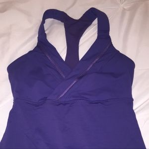Lululemon top (sz 4)